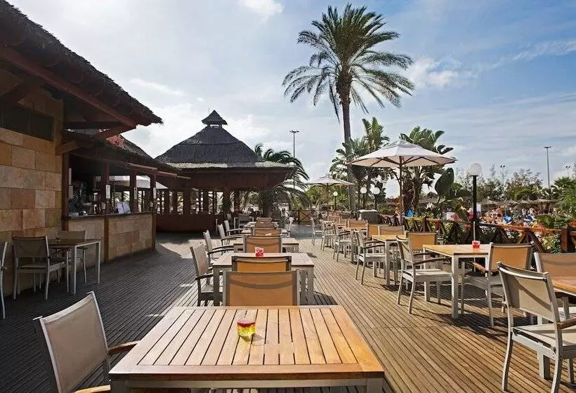 Elba Carlota Beach & Golf Resort