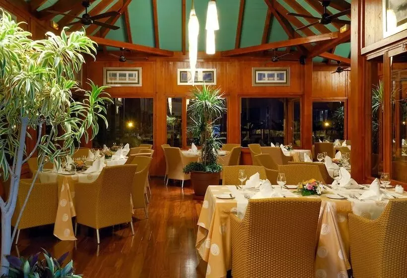 Elba Carlota Beach & Golf Resort