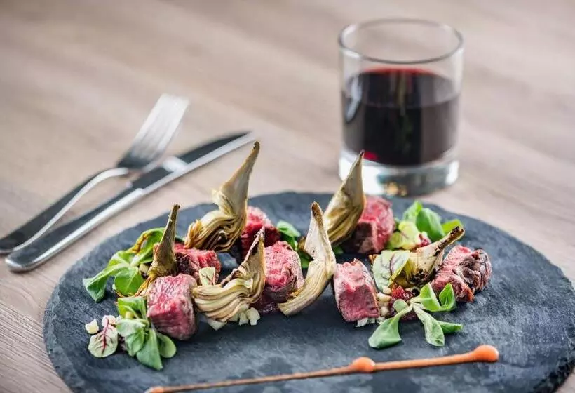 Ac Hotel Firenze By Marriott