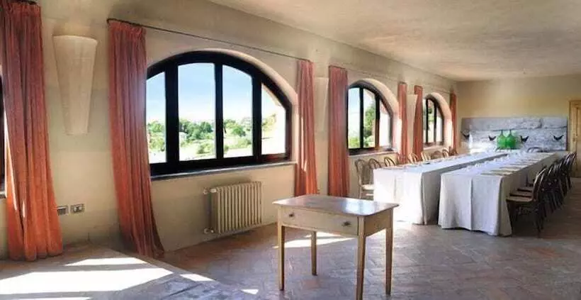 호텔 Albergo L Ostelliere   Villa Sparina Resort