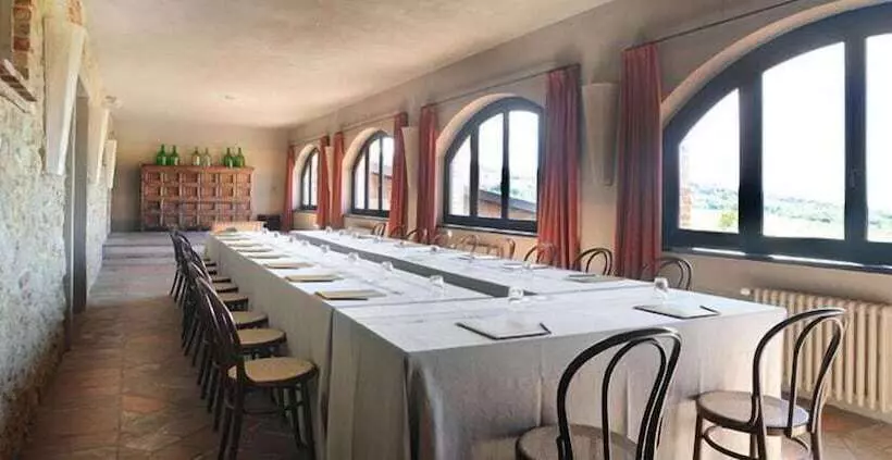 호텔 Albergo L Ostelliere   Villa Sparina Resort