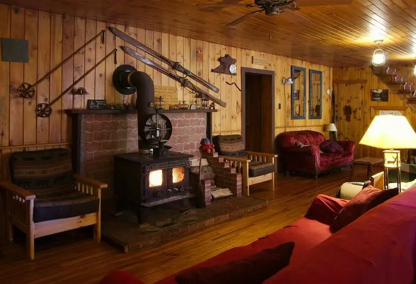 ホテル Algonquin Eco-lodge