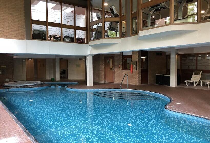 Arden Hotel And Leisure Club