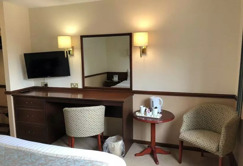 Arden Hotel And Leisure Club