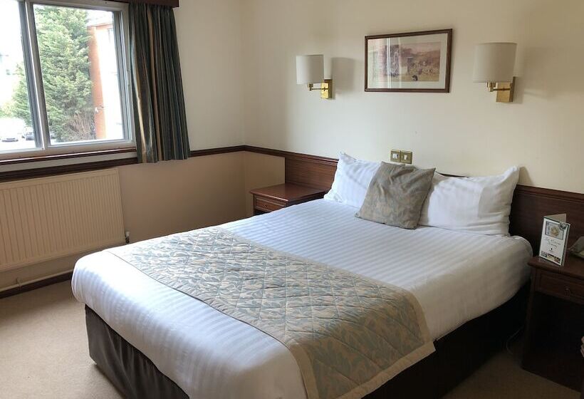 Arden Hotel And Leisure Club