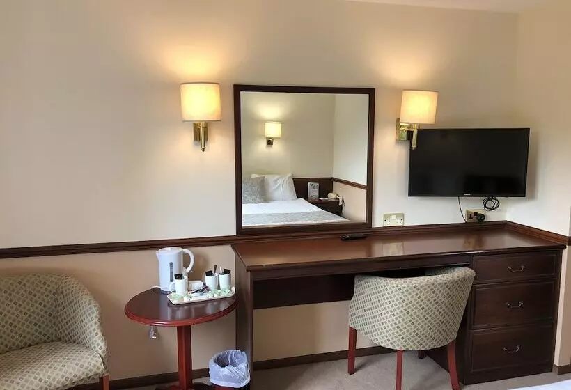 Arden Hotel And Leisure Club