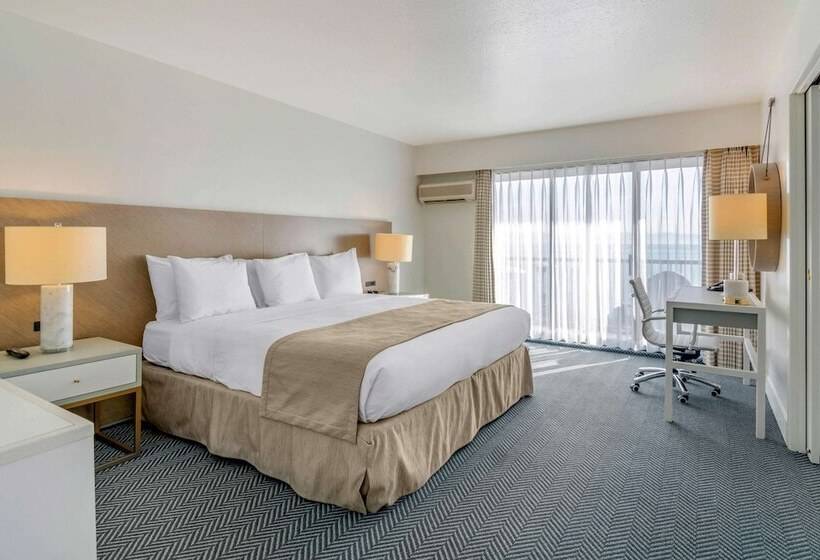 Bayside Resort, Ascend Hotel Collection