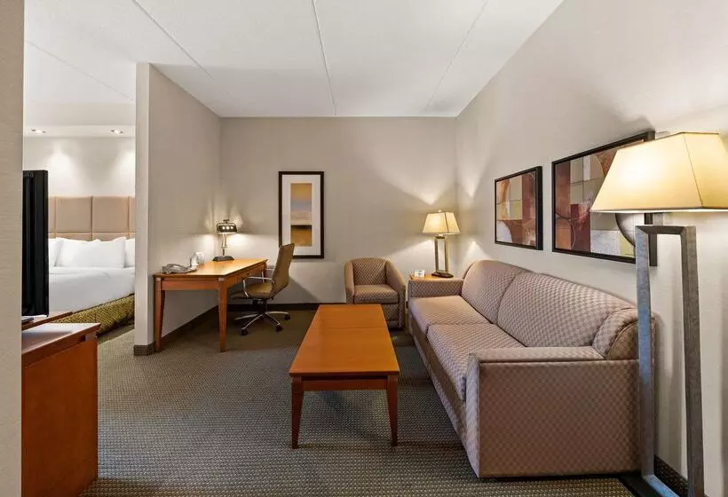 בית מלון כפרי Best Western Plus Orangeville Inn & Suites