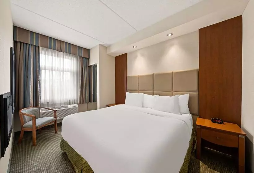 בית מלון כפרי Best Western Plus Orangeville Inn & Suites