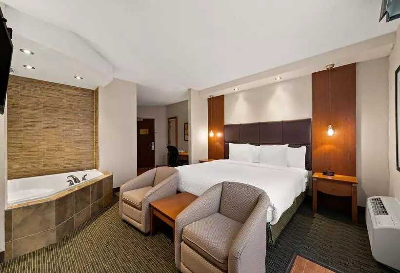 בית מלון כפרי Best Western Plus Orangeville Inn & Suites