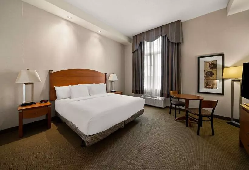 בית מלון כפרי Best Western Plus Orangeville Inn & Suites