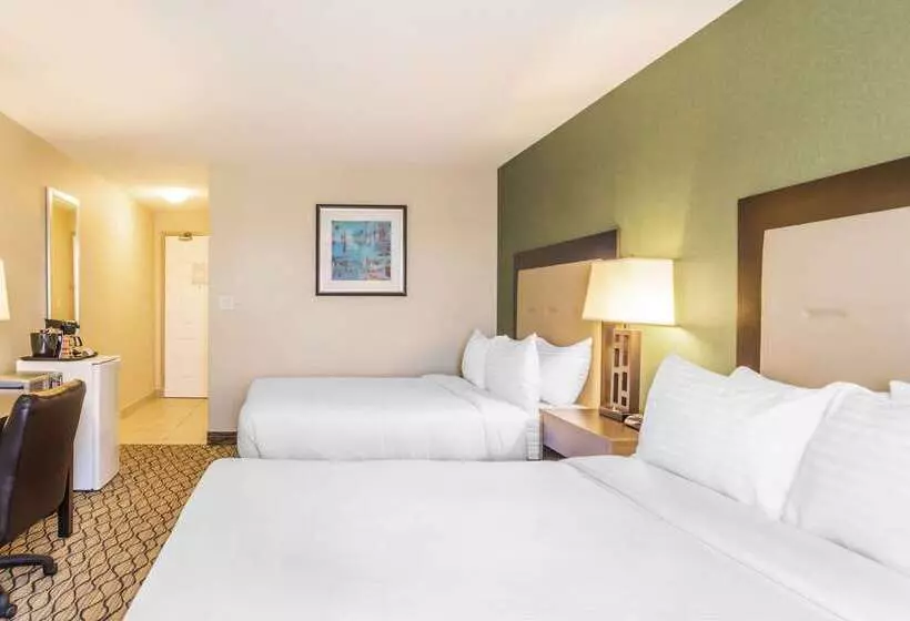 Clarion Hotel & Conference Centre