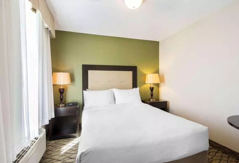 Clarion Hotel & Conference Centre