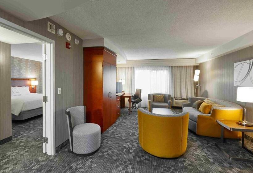Hotel Courtyard By Marriott Toronto Brampton