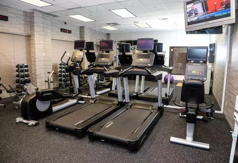 호텔 Courtyard By Marriott Toronto Brampton