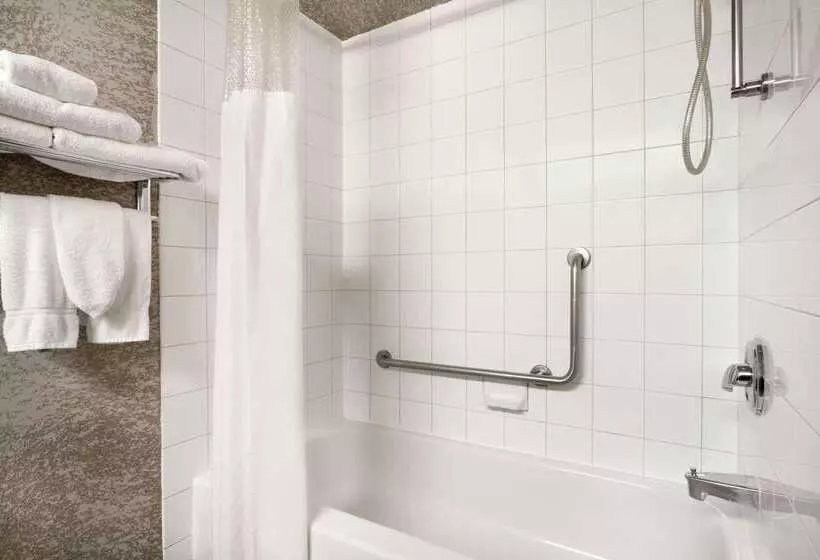 Szálloda Days Inn By Wyndham Calgary Airport