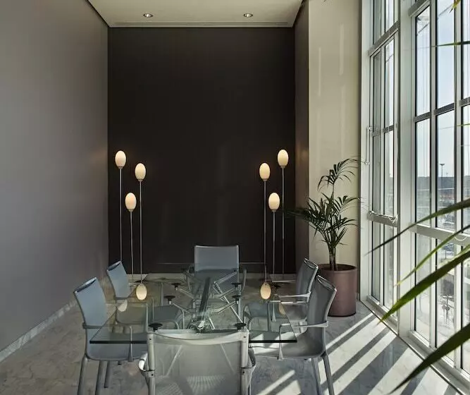 فندق Doubletree By Hilton Turin Lingotto