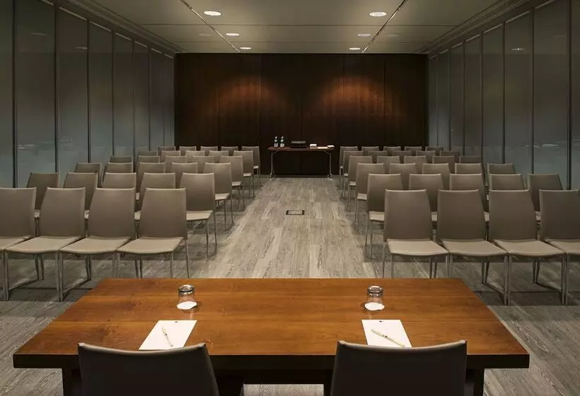 فندق Doubletree By Hilton Turin Lingotto