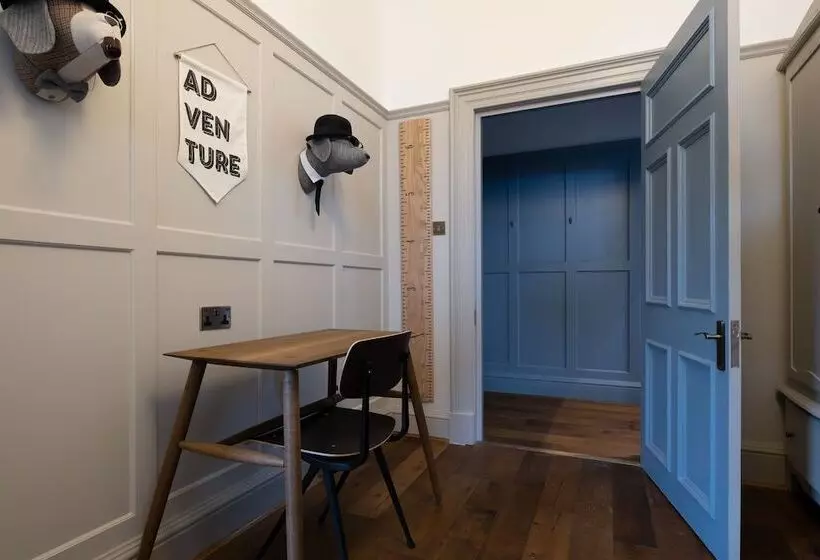 Отель Fowey Hall