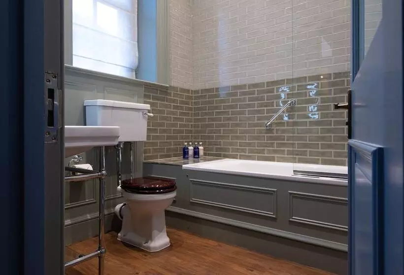 Отель Fowey Hall