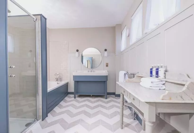 Отель Fowey Hall