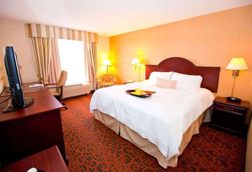 호텔 Hampton Inn By Hilton Toronto Mississauga West