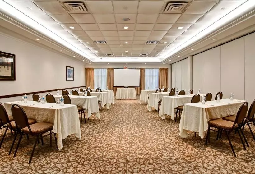 호텔 Hilton Garden Inn Toronto/burlington