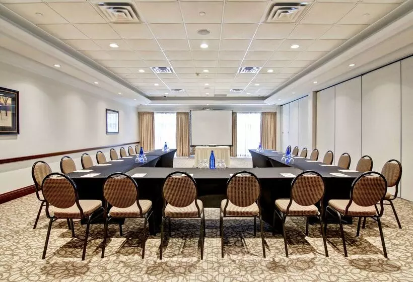 호텔 Hilton Garden Inn Toronto/burlington