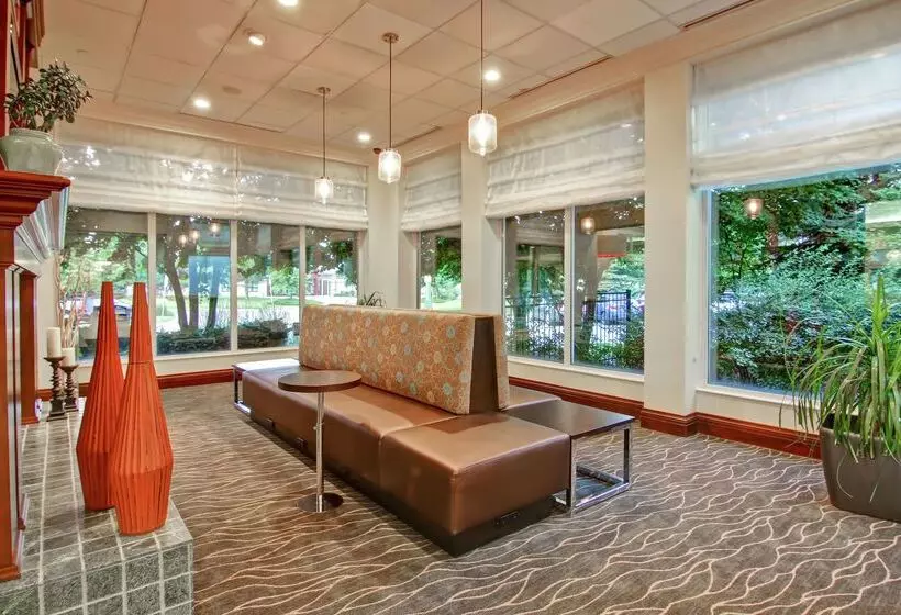 호텔 Hilton Garden Inn Toronto/burlington