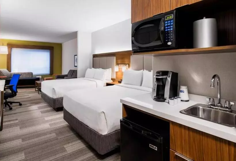 Отель Holiday Inn Express Airdrie, An Ihg