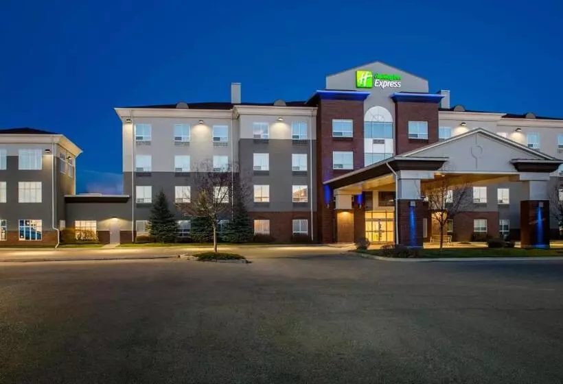 Отель Holiday Inn Express Airdrie, An Ihg