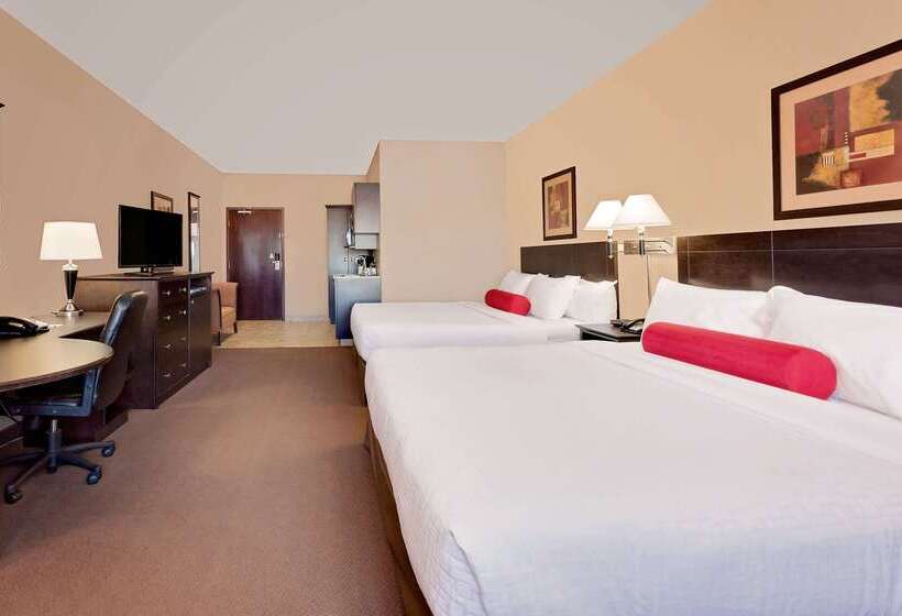 Отель Ramada By Wyndham Stettler