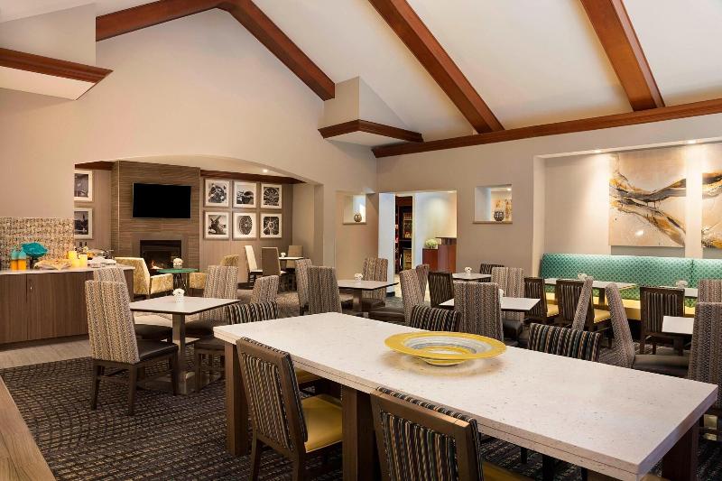 ホテル Residence Inn By Marriott Toronto Airport