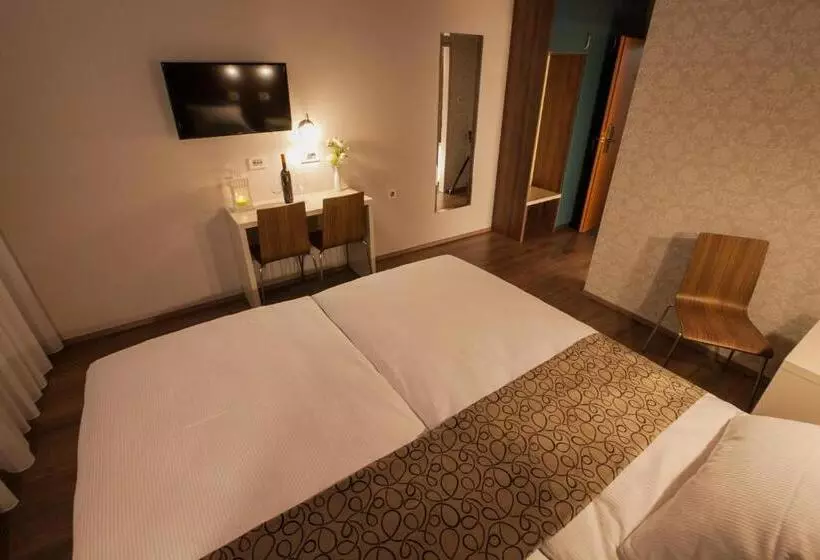 Eco Hotel Center Postojna