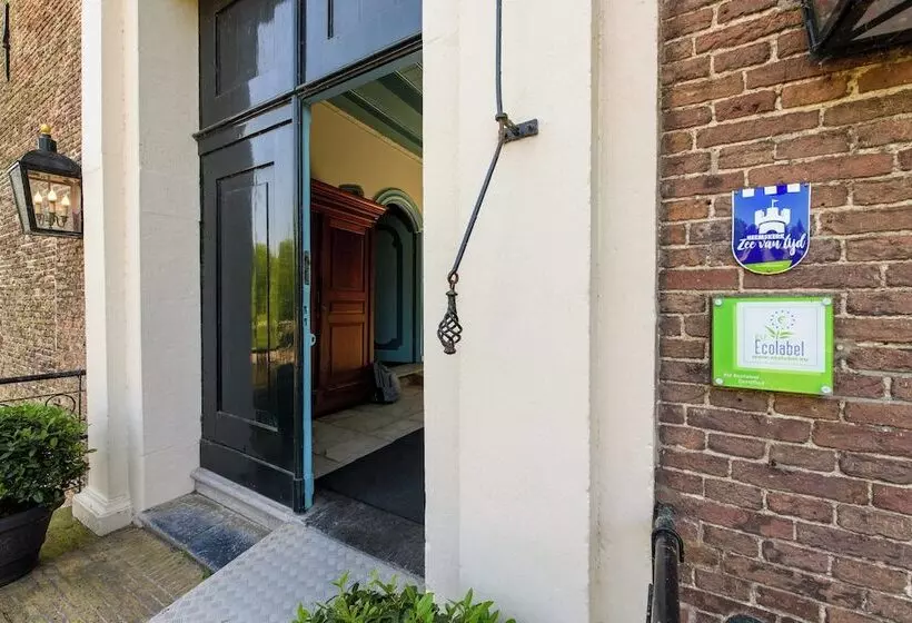 Отель Stayokay Hostel Heemskerk