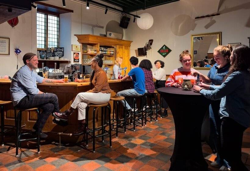 فندق Stayokay Hostel Heemskerk