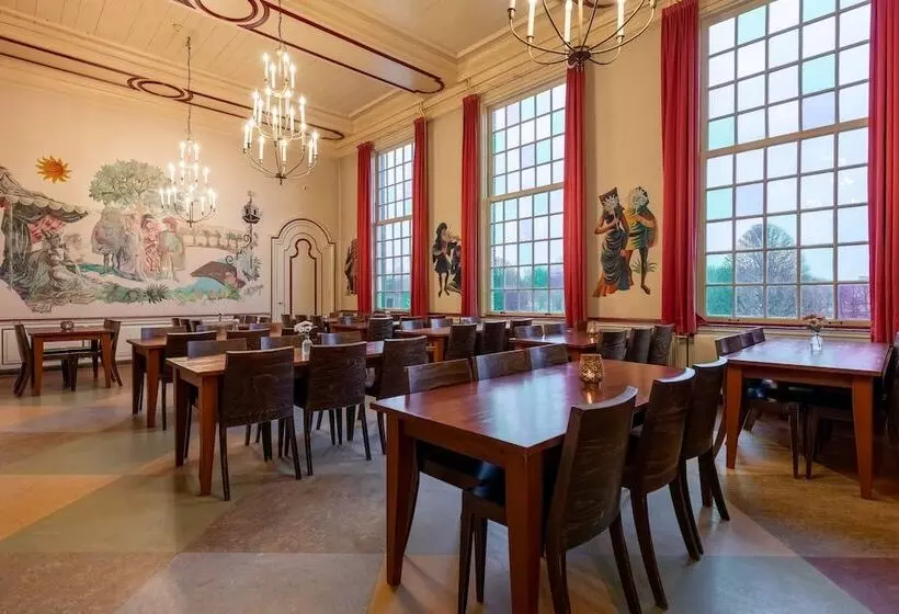 Отель Stayokay Hostel Heemskerk