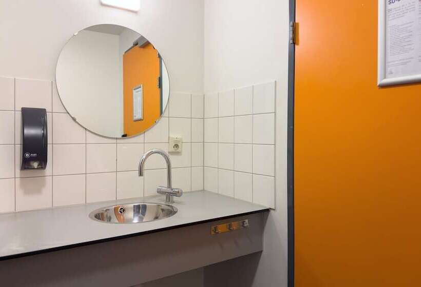 فندق Stayokay Hostel Heemskerk