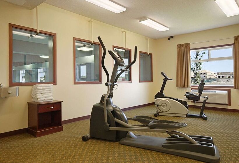 Szálloda Super 8 By Wyndham Fort Saskatchewan