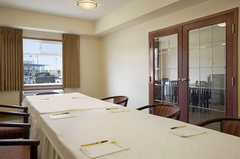 Szálloda Super 8 By Wyndham Fort Saskatchewan