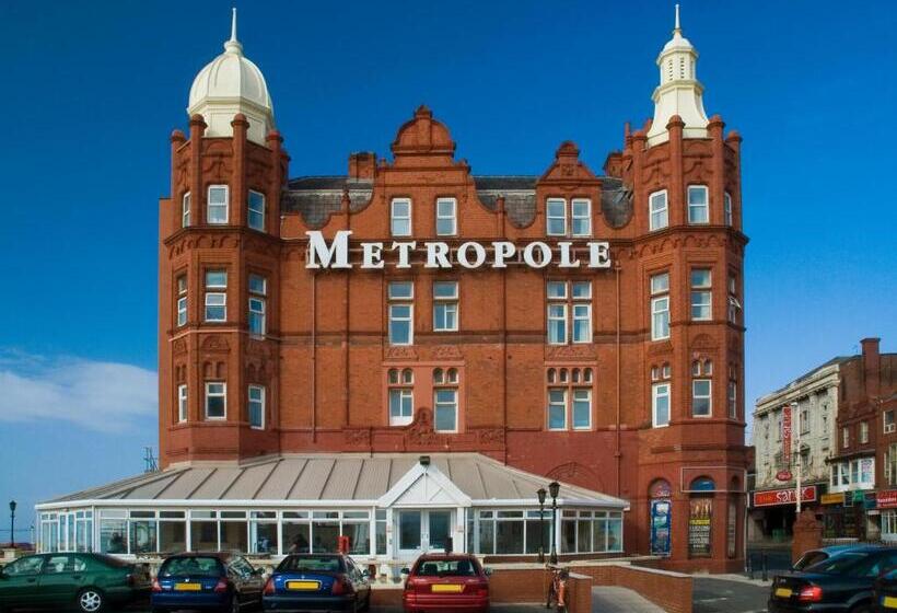 Отель The Metropole