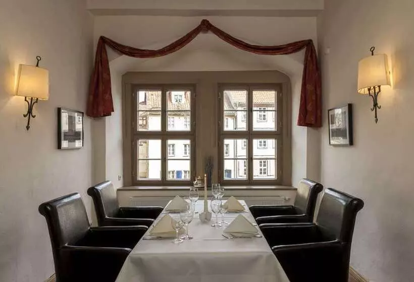 호텔 Wyndham Garden Quedlinburg Stadtschloss