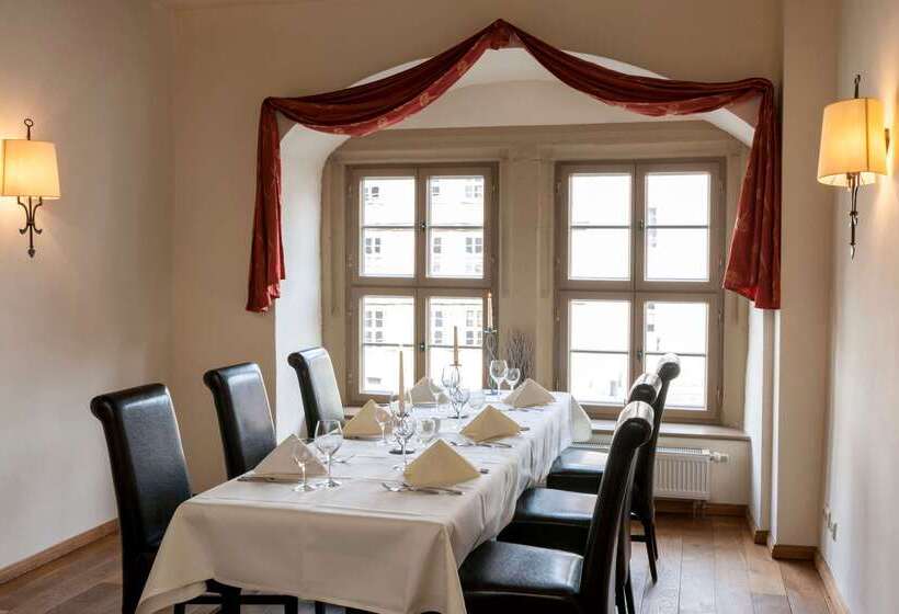 فندق Wyndham Garden Quedlinburg Stadtschloss