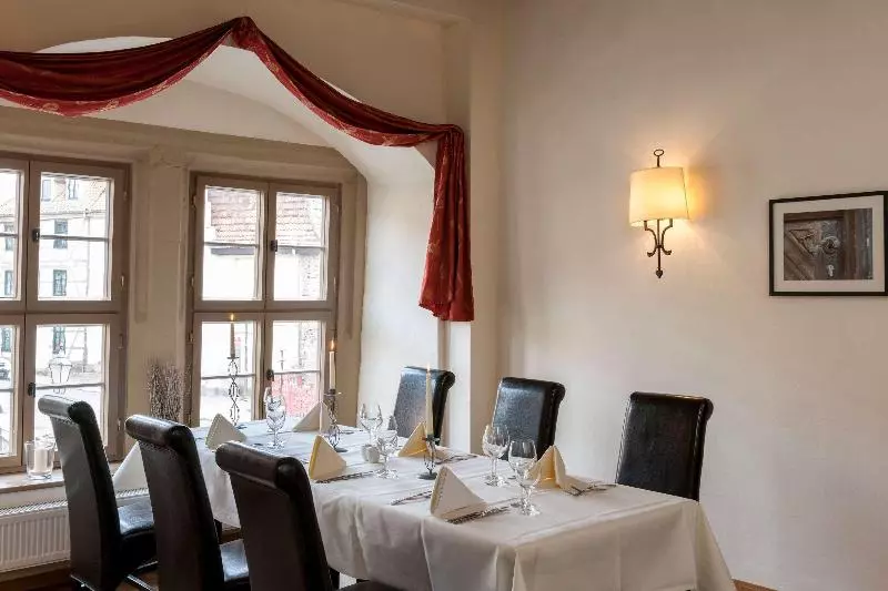 호텔 Wyndham Garden Quedlinburg Stadtschloss