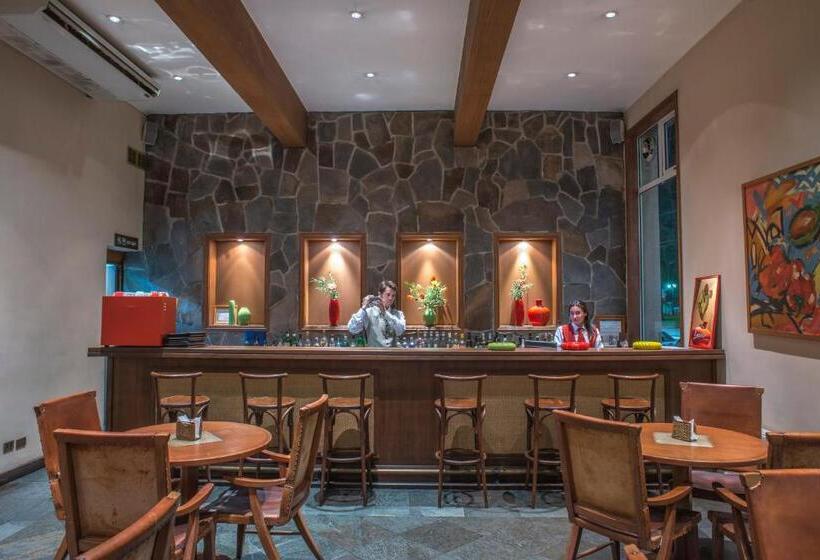 Gran Hotel Isabel Riquelme