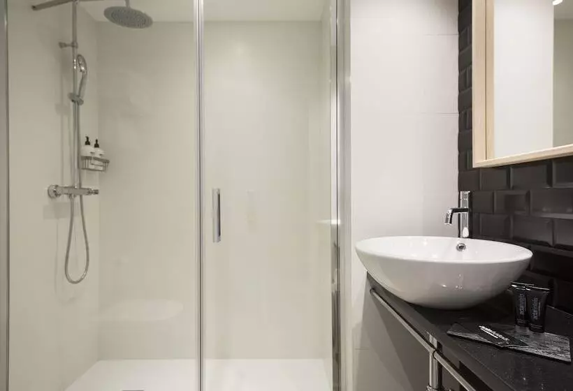 Отель Acta Bcn 40