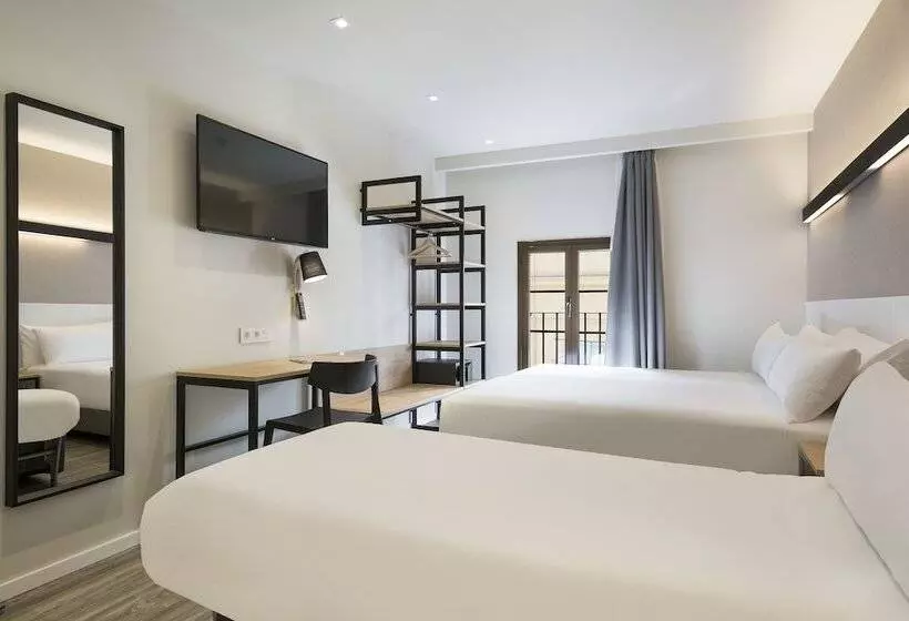 Отель Acta Bcn 40