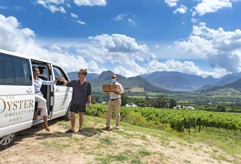 La Fontaine Boutique Hotel By The Oyster Collection