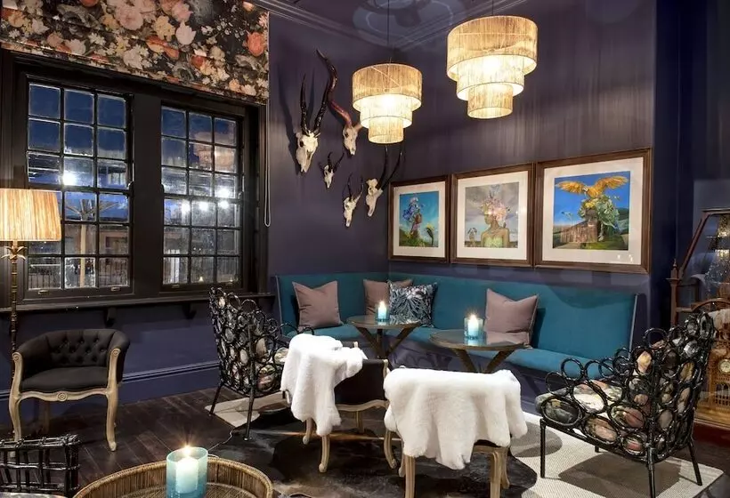 La Fontaine Boutique Hotel By The Oyster Collection