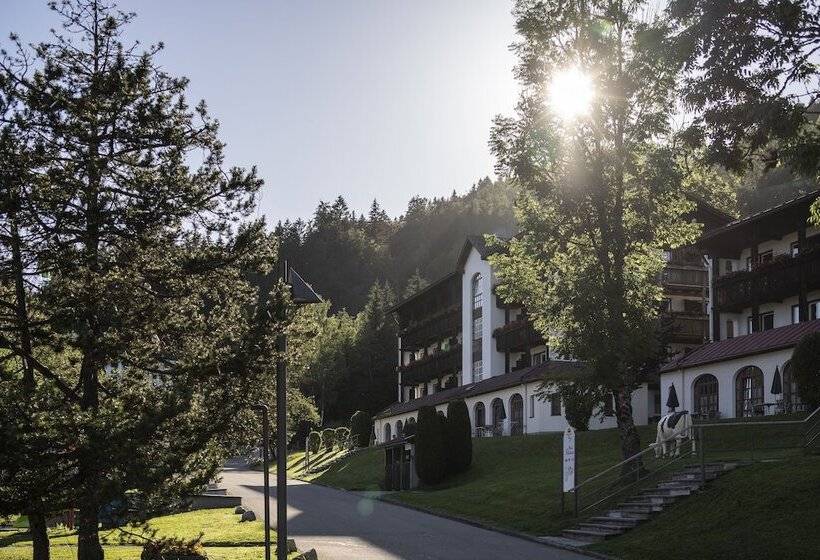 Отель Mondi Resort Und Chalet Oberstaufen